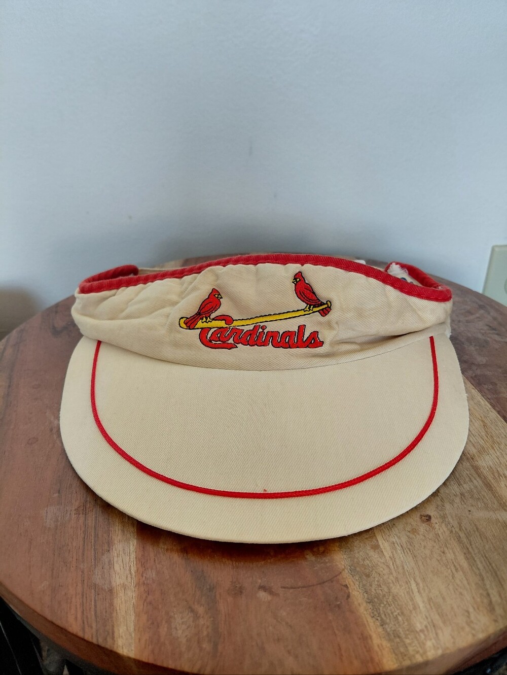 VINTAGE 90'S MLB St Louis Cardinals Baseball Visor OS (Yellowing)
